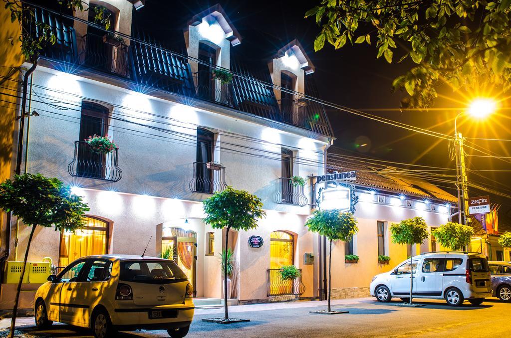 Hotel-Pensiunea Zefir Timisoara Exterior photo